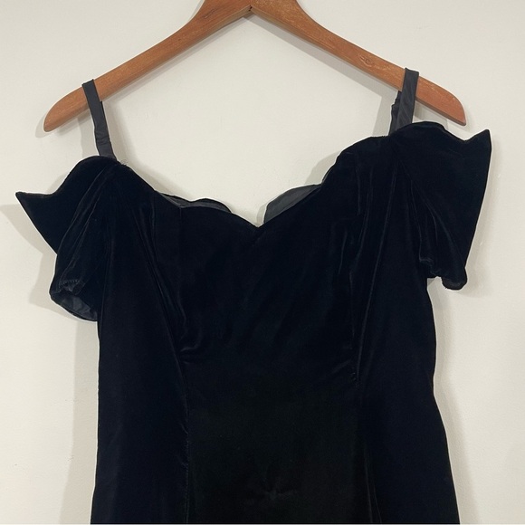 80s Velvet Goth Dress Black 7/8 Tulle 80s 90s Scallop Doll Grunge Alt Party LBD - Picture 8 of 15